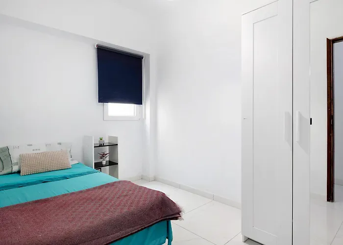 Prázdninový dům Piso Leon Y Castillo B *